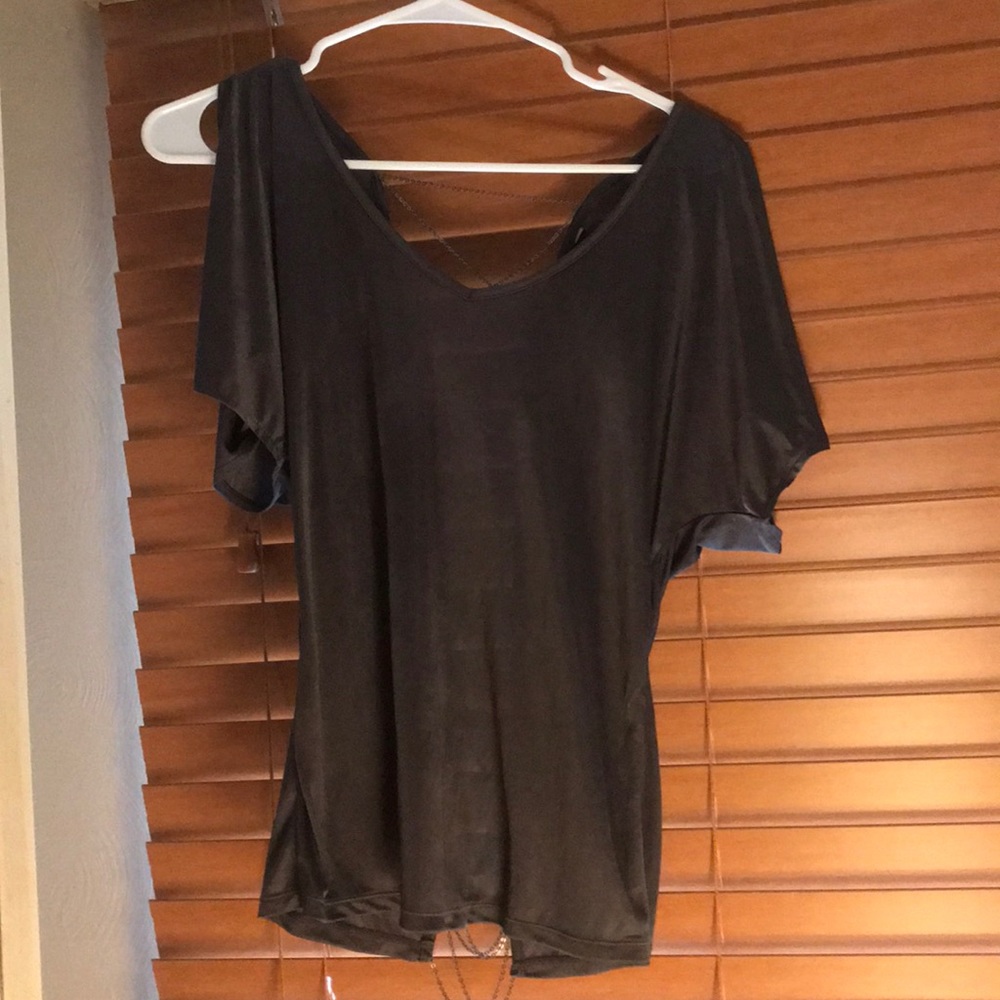 Grey cold shoulder top.